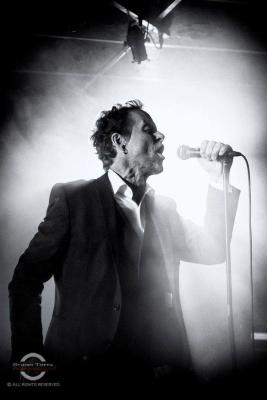 Østen Bergøy med Long Night på Checkpoint Charlie Foto: Studio Toffa