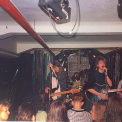 Saualoftet 1991. Jan Toft på bass.