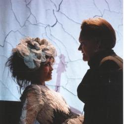 Mareike Wang og Espen Hana i teaterkonserten HOW foto Rogaland Teater/Stig Håvard Dirdal