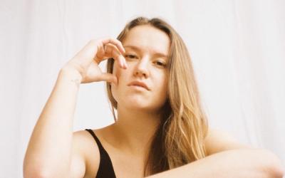 Carmen Forbes foto hentet fra offisiell Facebookside