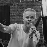 Tore Renberg. Bildet hentet fra Tore Renbergs offisiele Facebookside. Fotograf ukjent