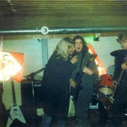 Grenselaust. Dette er tatt fra Café Øytun på Hundvåg i 1993.