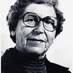 Ragnhild Oftedal hetland foto hentet fra Sandnes orkesterforening : 100 år : 1895-1995 -Gripsrud, Johanne Skog