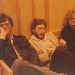 Alf & New December, konsert i Grieghallen i Bergen den 8. mai 1981 - Backstage —Bildet tilhører Håkon Meling