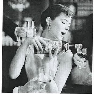 Foto fra Club Snoopys restaurantguide i 1972 Bildet hentet fra Boka Skaal Stavanger av Erling Jensen