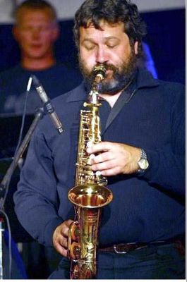 Storbandfestivalen 2002: Nils Jansen solist på sax Foto:Erling S. Kristiansen [