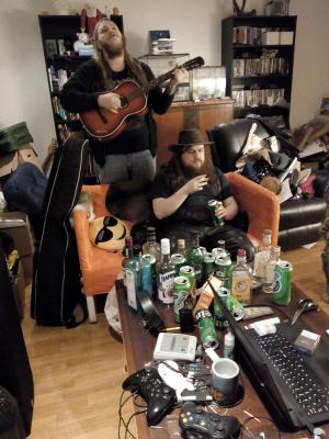 Satan & Kjartan . Foto hentet fra Facebookside