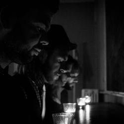 Ved Spillestedet Harder's.