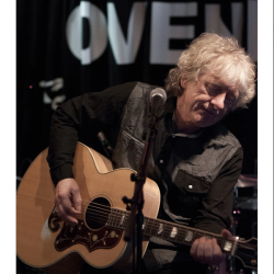 Fra releasekonserten Ovenpå 18.06.13  foto: Øyvind Svele