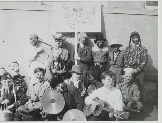 The Teenagers med Ungdomsgruppen "Vi Unge" foto hentet fra boka Drømmen om ny kultur-Gunnar Roalkvam