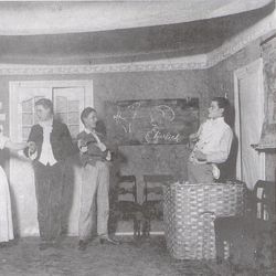 Aprilsnarrene fra venstre Gerda Thorgrimsen,Helene Mauritzen, Carl Thorgrimsen, Rasmus Svihus og Odd Rsmussen