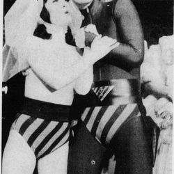 Knut Husebø og Marit Syvertsen i Fantomets glade bryllup foto Bergens Tidene