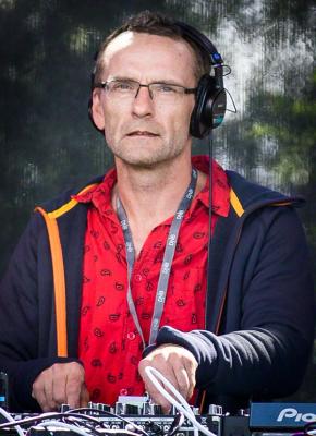 Erik Eriksson (DJ Friendly) foto Tor Sætre/Wikipedia