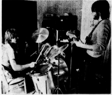 Bernt Inge Skjeveland og Kurt Johansen fra Pedro Tidd Band foto:Eirik Østberg/Haugesunds Avis