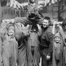 Forestillingen "Smånissene" foto Rogalands Avis