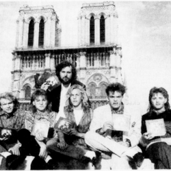 Barzillaj ved Notre Dame foto Haugesund Avis/Gunnar Flatebø