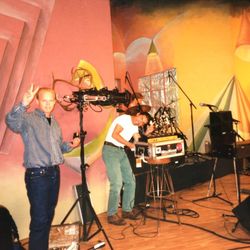 Et TV2 program - vi spilte live med drittlyd og Winger (puddelrockband) spilte fake med playback og bra lyd. Uansett er dette programmet glemt nå, hva moralen i historien er ?! aner ikke !