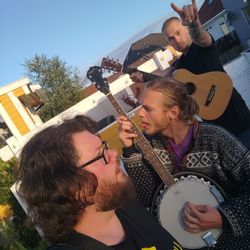 Fjas foto hentet fra bandets Facebookside