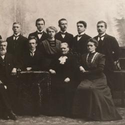 Sven N. Oftedal med familie