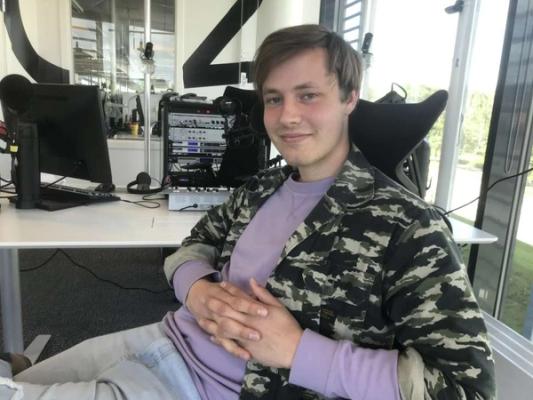 Johan Nes Egil Houeland/Radio 102