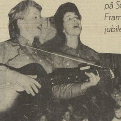 Rita Bügelmeyer leder allsand sammen med Marit Andresen under Rogaland ugdomsframlags tiårsjubileum foto Rogalands AVIS