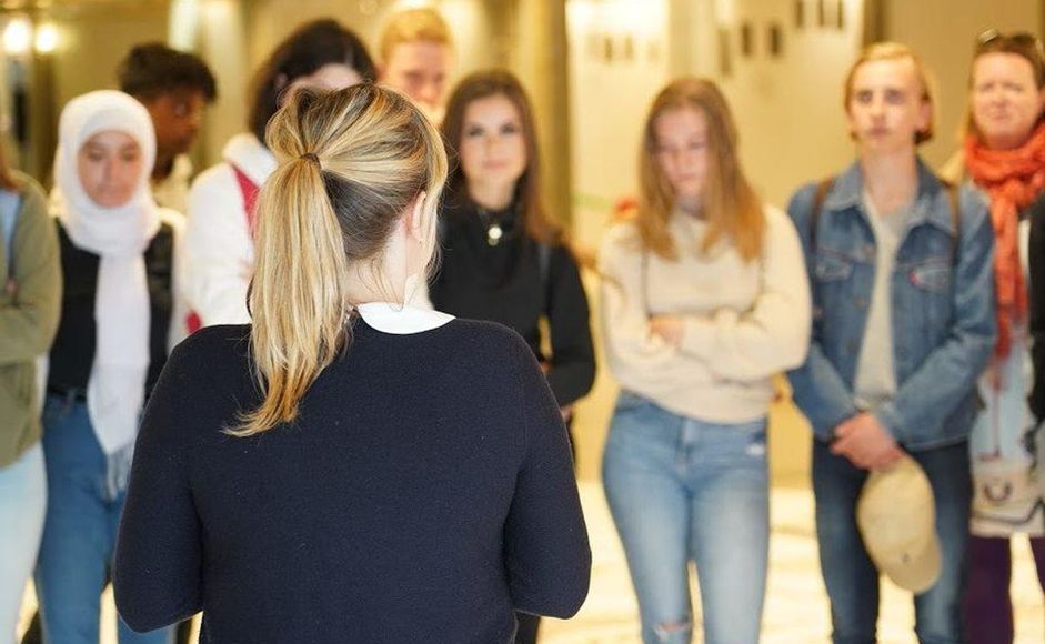 Klassebesøk på Kiellandsenteret