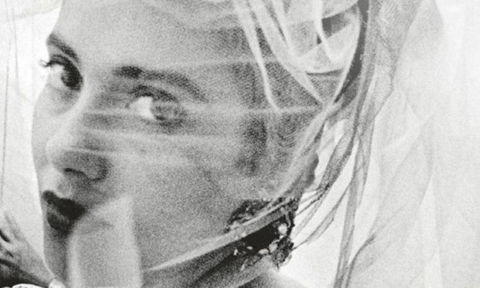 Mi briljante venninne av Elena Ferrante - Bokforside