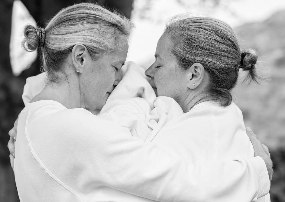 Fra danseforestillingen Kjære Baby, Din hengivne Pappa av Therese Markhus og Nina Ellen Ødegård foto © Anne Helen Robberstad