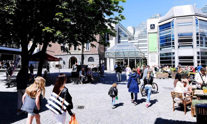 Sølvberget bibliotek og kulturhus sett fra Arneageren