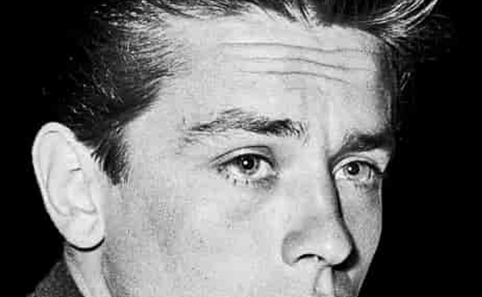 Portrett av Alain Delon