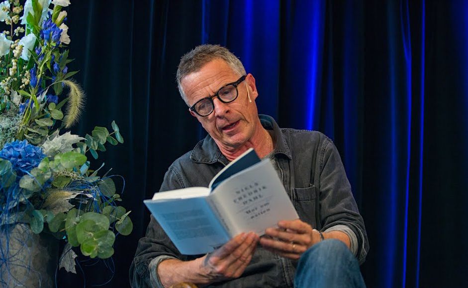 Niels Fredrik Dahl på scenen under Kapittelfestivalen 2018 foto Andrea Rocha