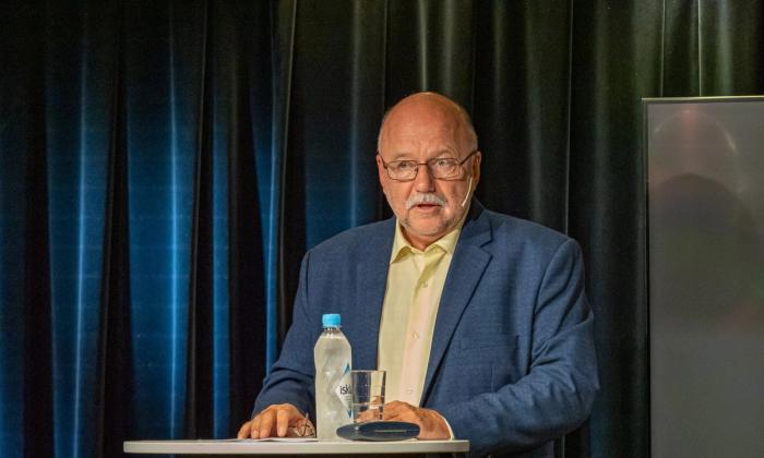 Bilde av Andrej Kurkov på Kapittel22 foto Asgeir Ravndal