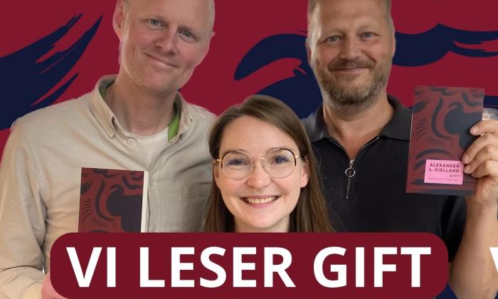 Åsmund Ådnøy, Thale Dobbert og Tomas Gustafsson holder boka Gift
