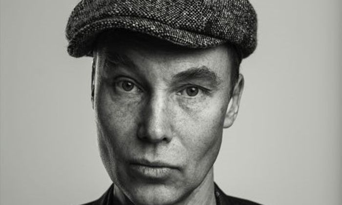 Foto av poet, kritiker og psykolog Ulf Karl Olov Nilsson.