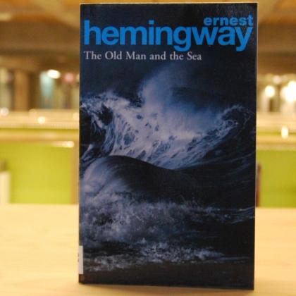 Den gamle mannen og havet av Ernest Hemingway