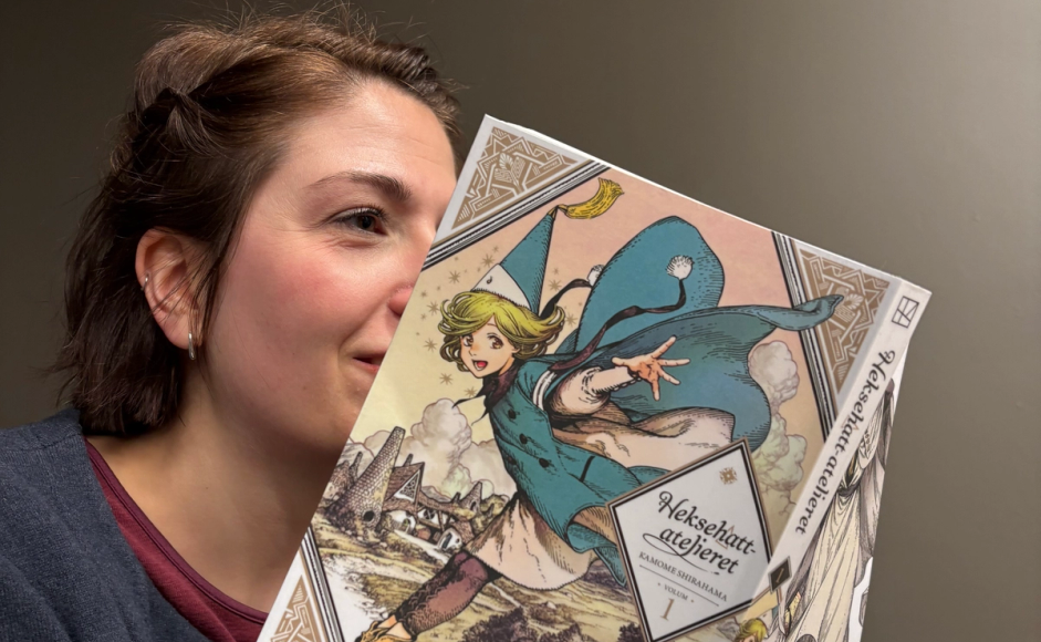 Bibliotekar Sofie leser Heksehatt-atelieret volum 1