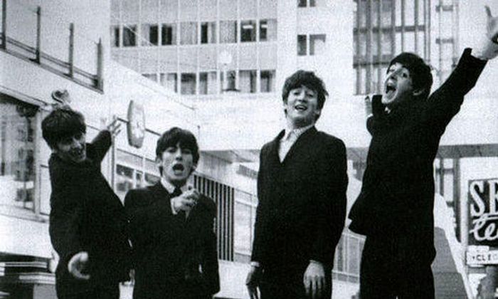 The Beatles i dress