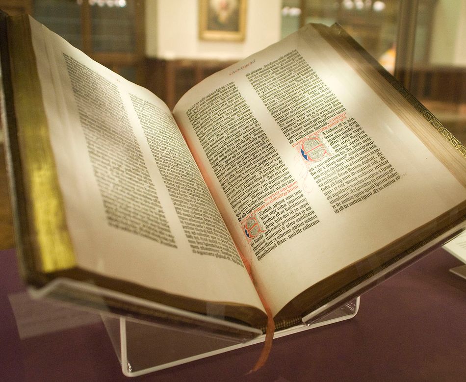 Gutenberg-bibel utstilt på New York Public Library