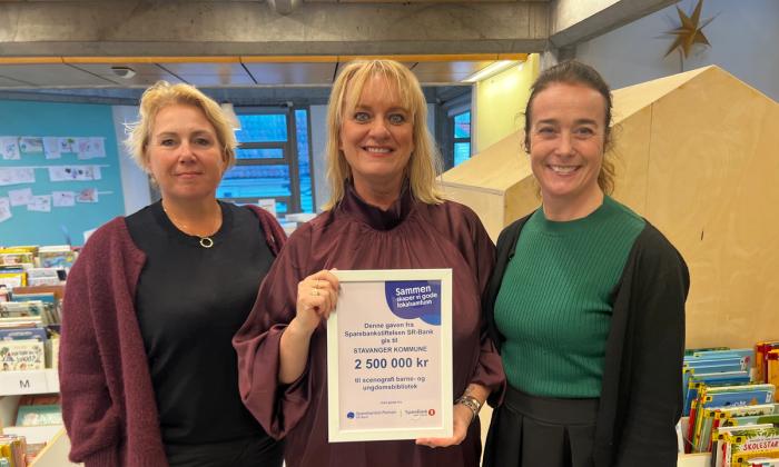 Anne Torill Stensberg Cille Ihle og Ellen Instefjord på barnebiblioteket på Sølvberget