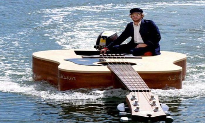 Yacht guitar sailing sea of AOR
