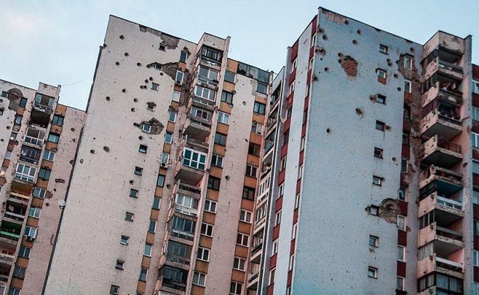 Boligblokker med kulehull Balkan