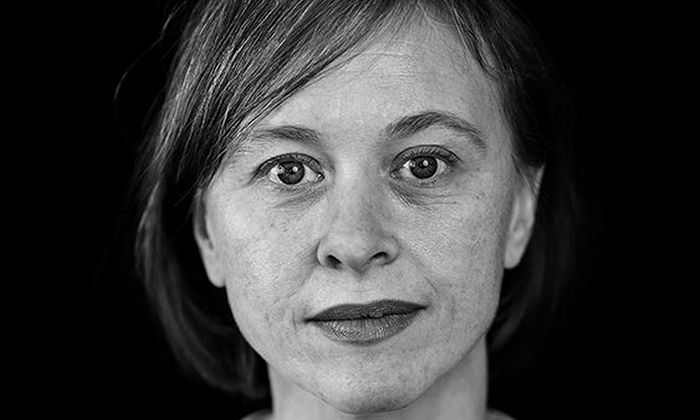 Portrett av Janne Stigen Drangsholt foto Tommy Ellingsen / Tiden Norsk Forlag
