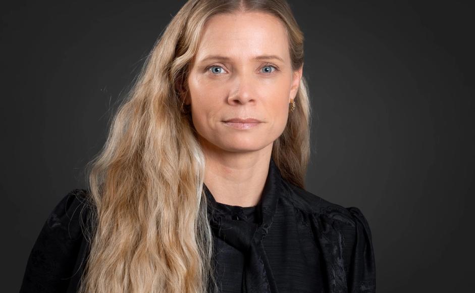 Portrettbilde av Marte Heian-Engdal av Sturlason for Kagge forlag