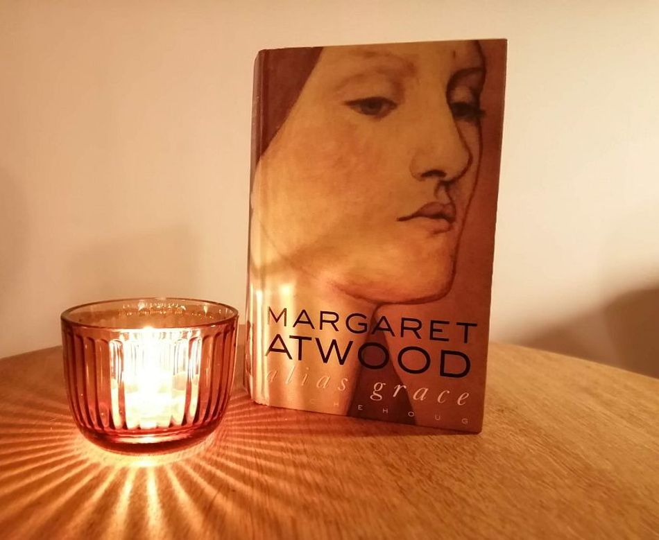 Alias Grace av Margaret Atwood forside