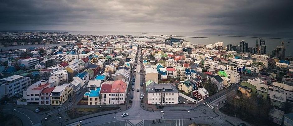 Oversiktsbilde av Reykjavik på Island (Wikimedia Commons)