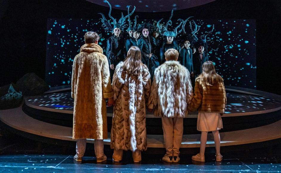 Narnia - bilde fra forestillingen på Rogaland Teater